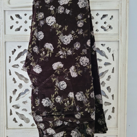 ELSE VERY DARK BROWN FLORAL JEANS SIZE 29 - Picture 5 of 10